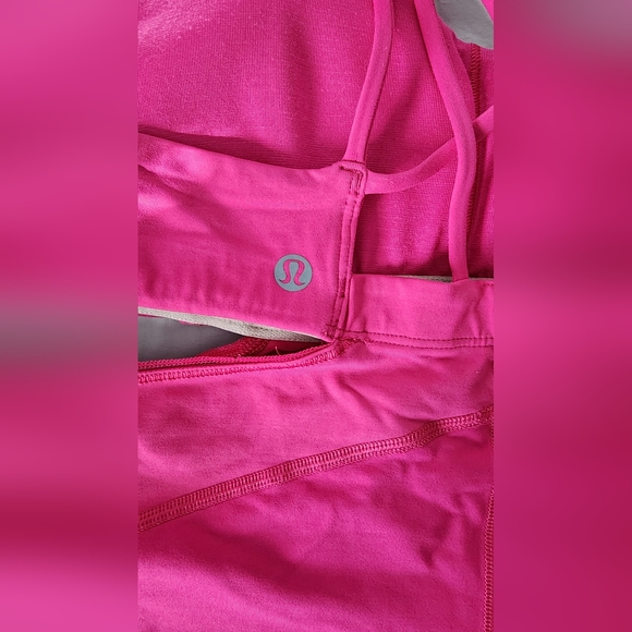 Lululemon Strappy Exquisite Tank II size 8 - Picture 2 of 4